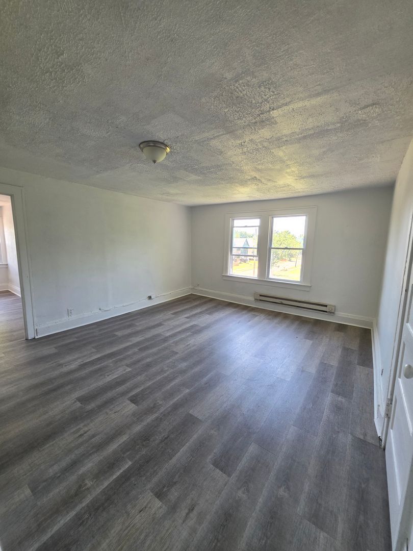 11419 Durant Ave unit Apartment #3 – photo 5
