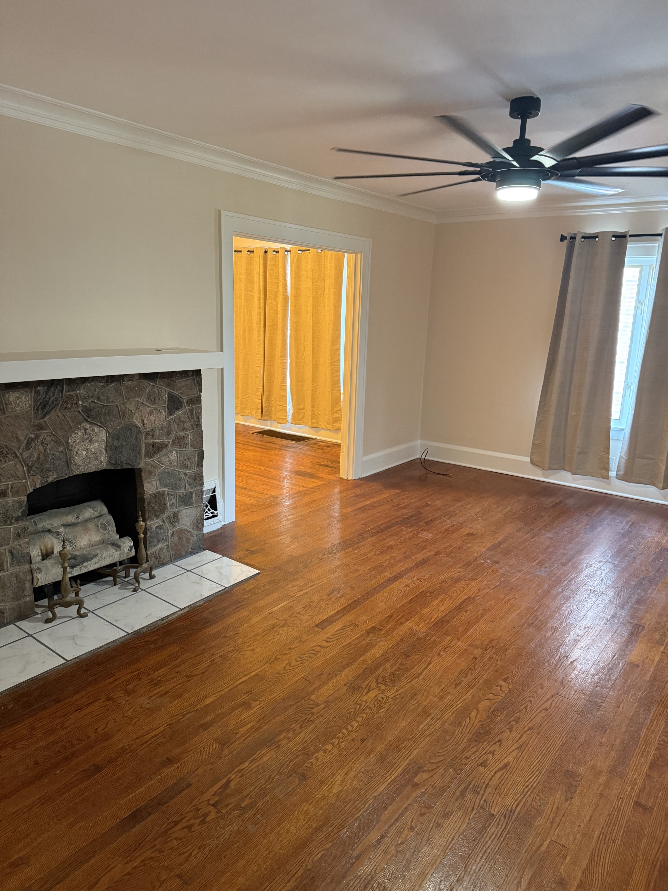 933 Winona Dr – photo 3