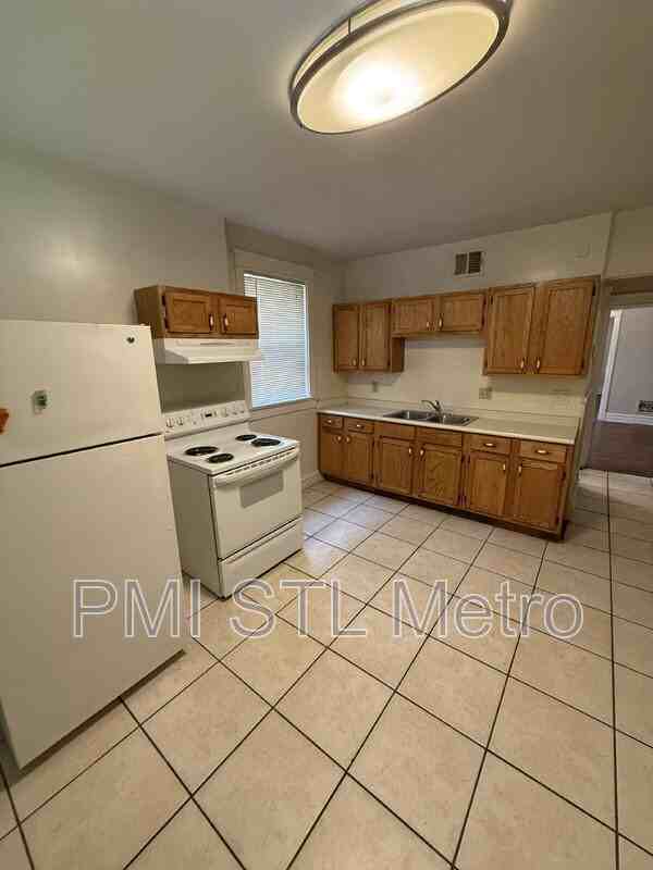 3931 Oregon Ave unit 3931 – photo 5