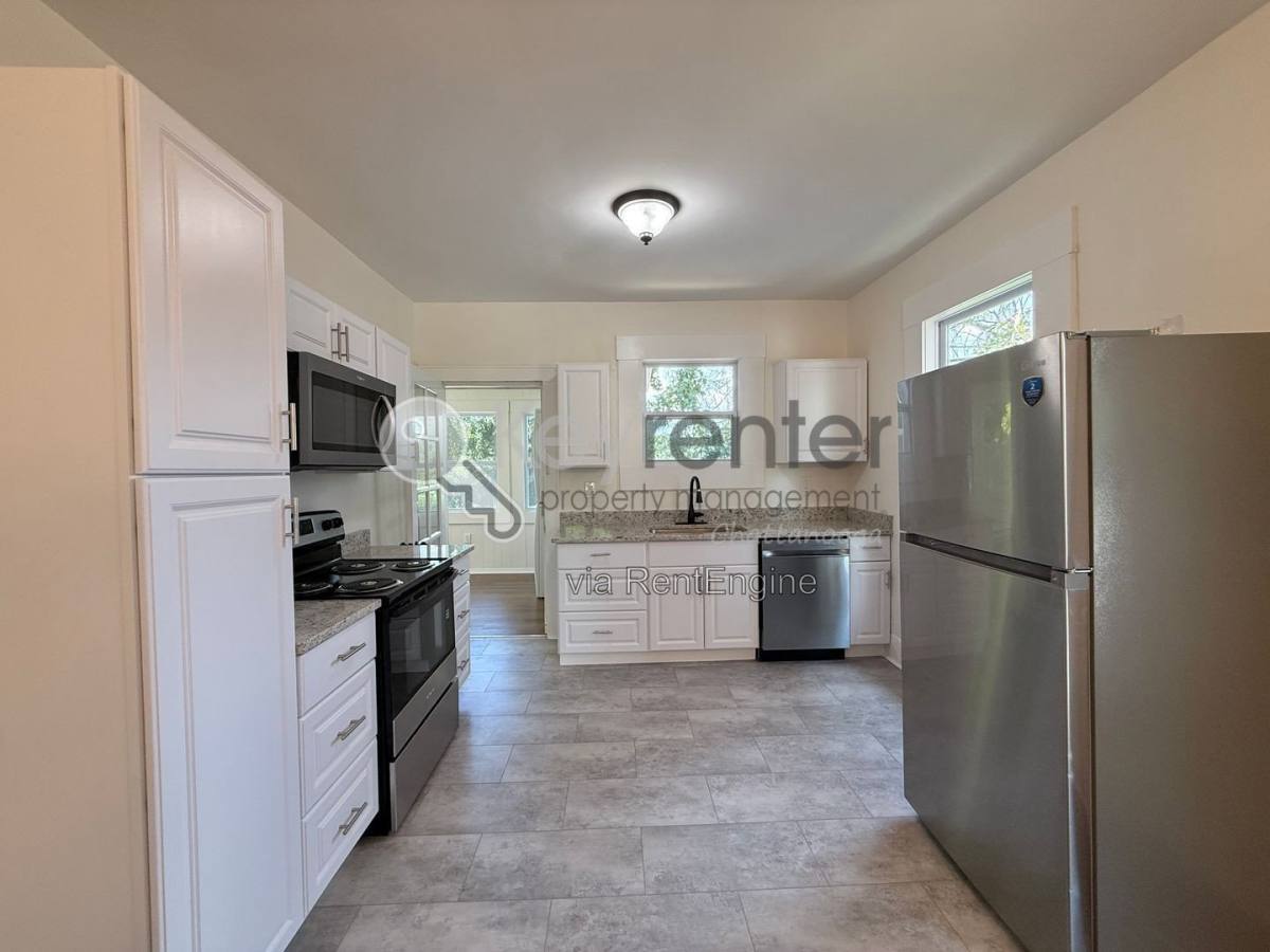 1314 Dallas Rd – photo 4