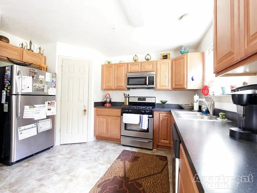 Indigo Pointe Townhomes – photo 4