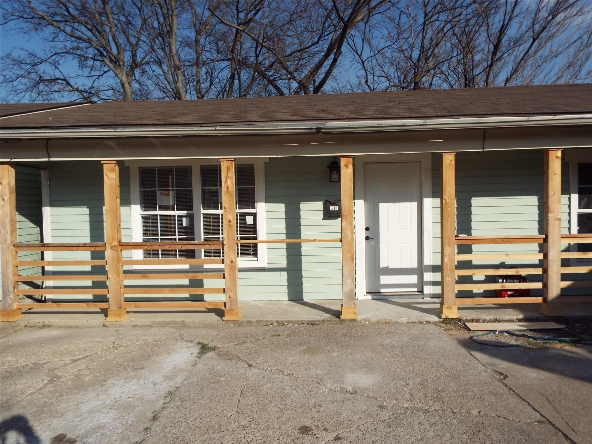 509 S Fannin St #B – photo 1