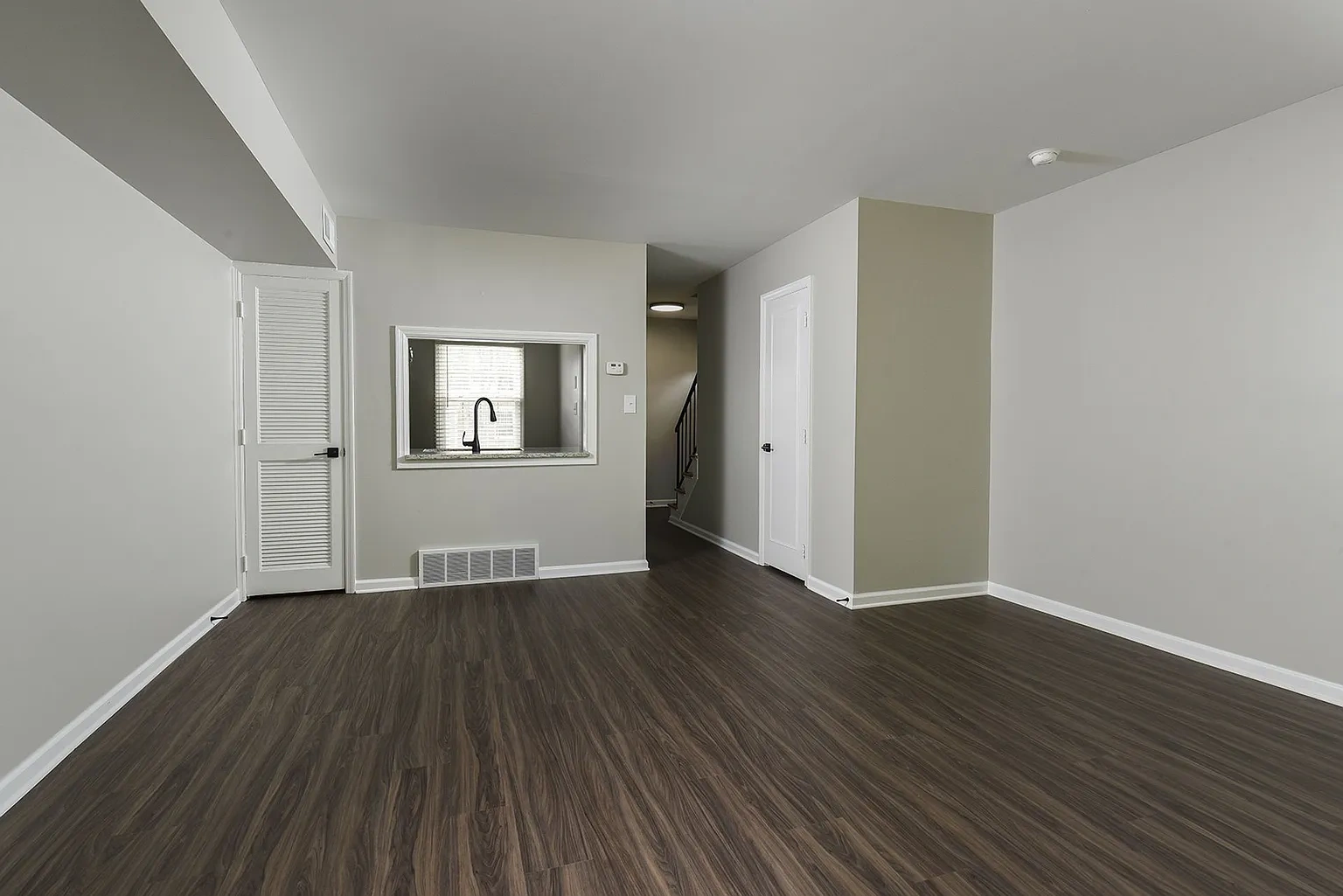 River Oaks Townhomes at Fox Chapel – photo 2
