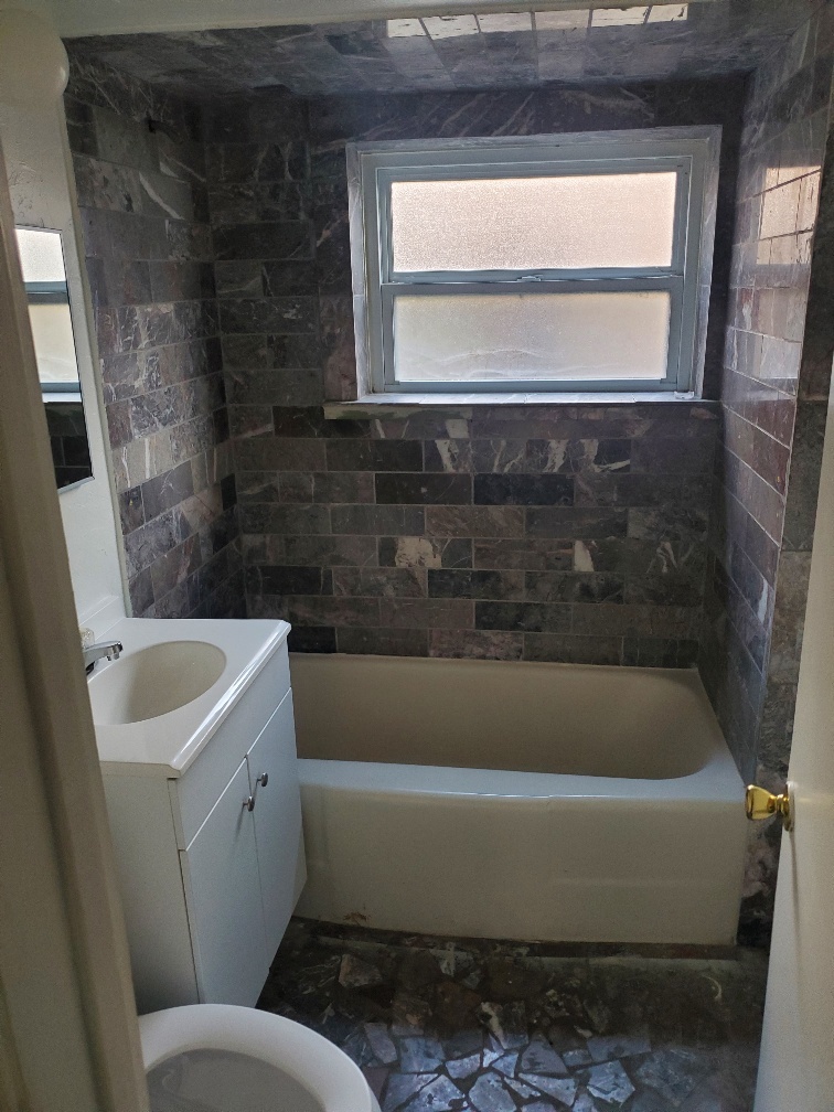 1875 Forest Hills Blvd unit C7 – photo 5
