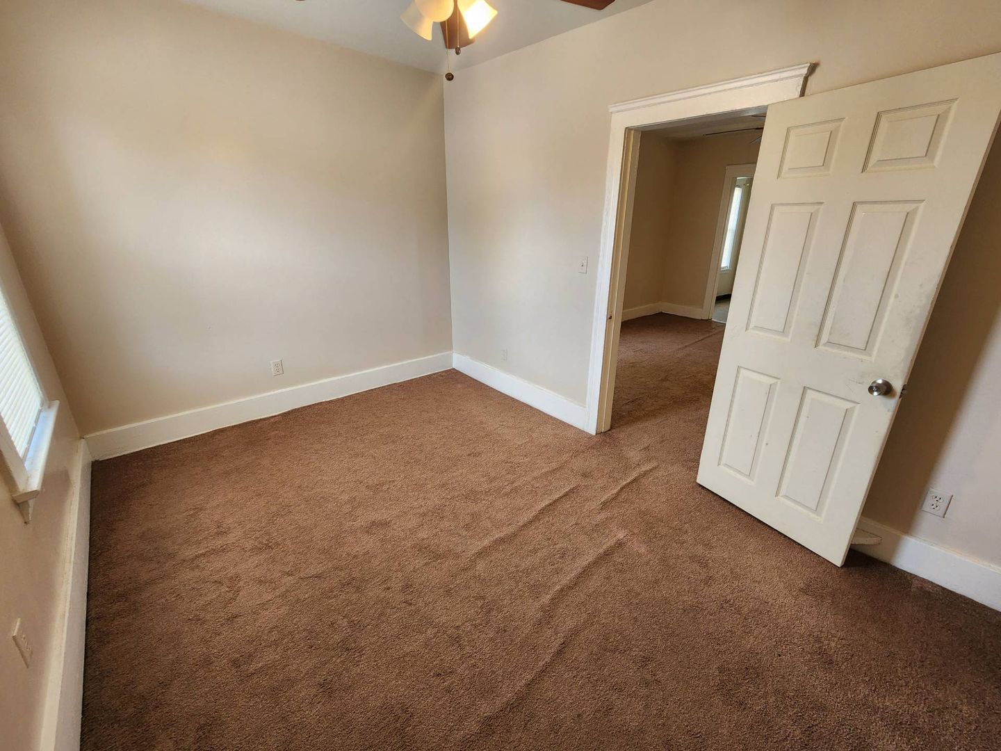 4629 Storer Ave unit Unit 2 – photo 3