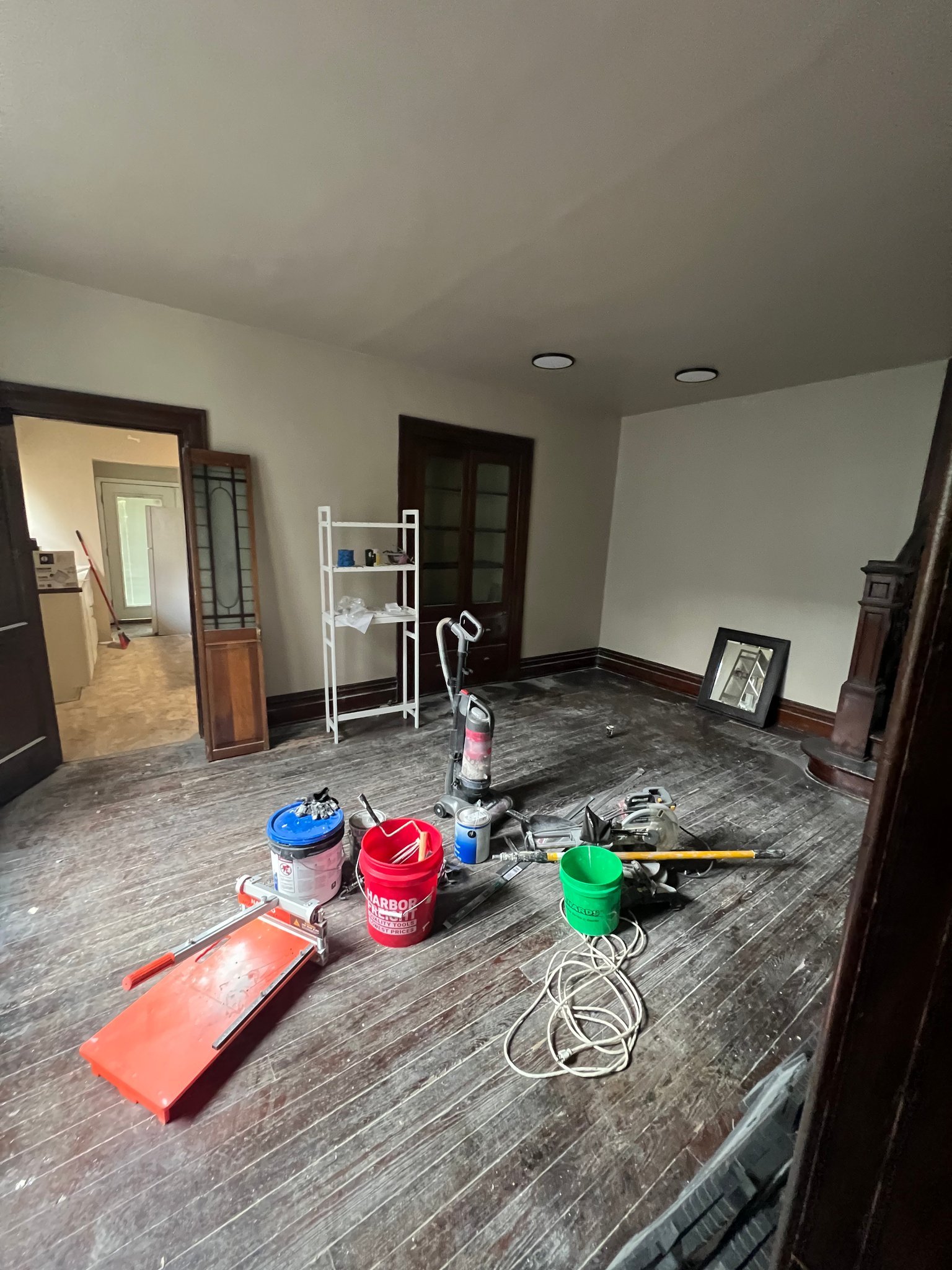 352 E Mulberry St – photo 5