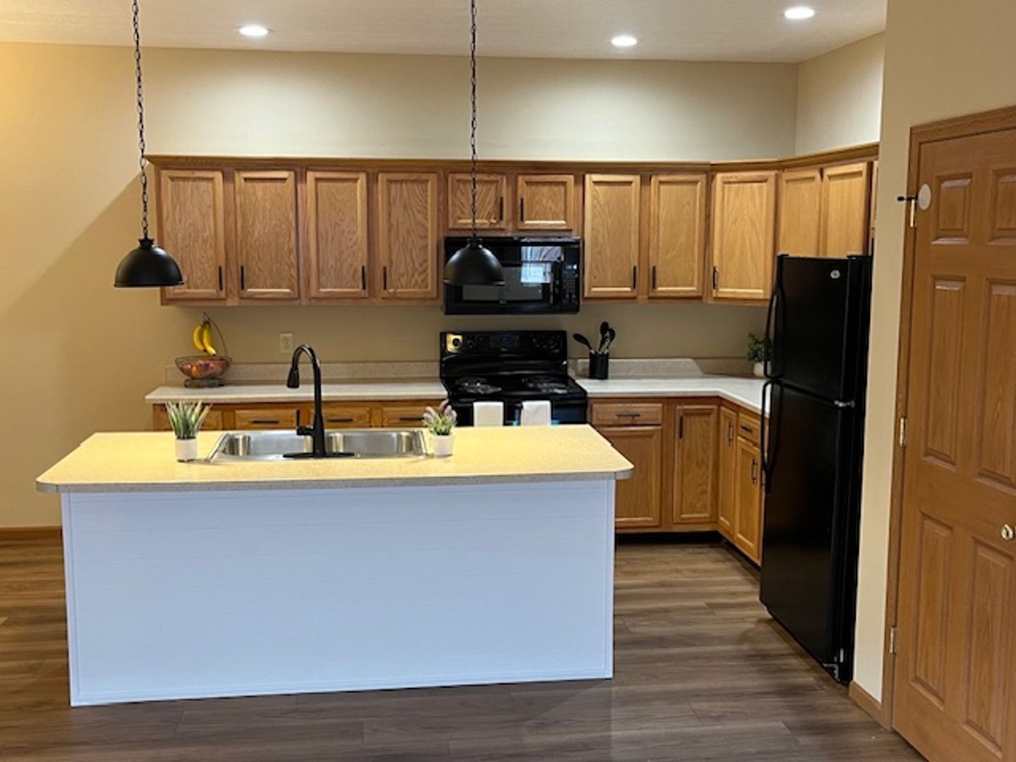 1530 Williamsburg Pl unit 1530-A Williamsburg Pl – photo 2