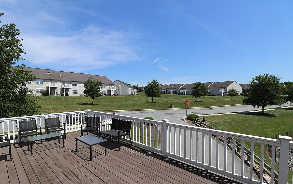 Buttonwood Gardens Apartments – photo 1