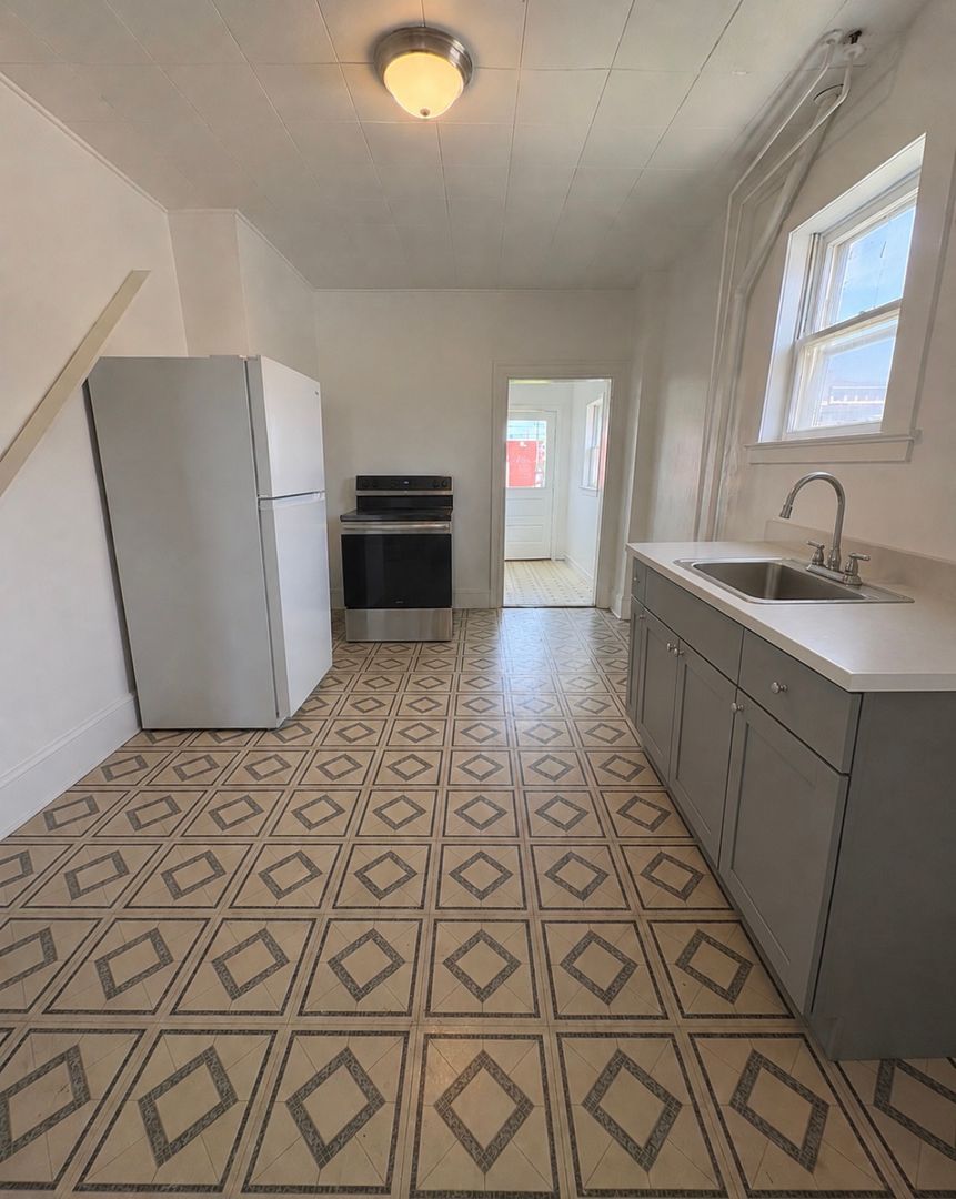 1701 W Philadelphia St unit 1 – photo 4