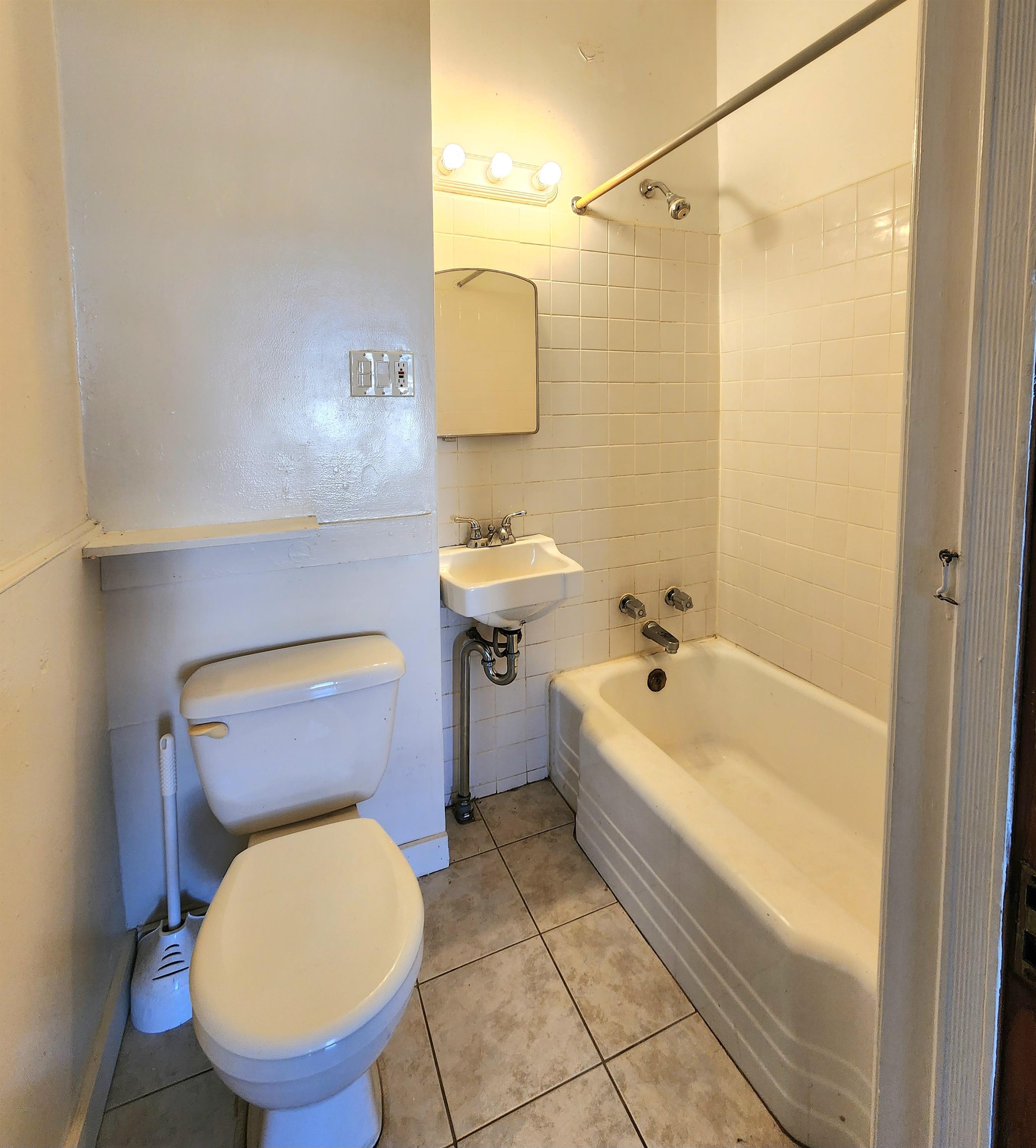 449 State St unit 2R – photo 3