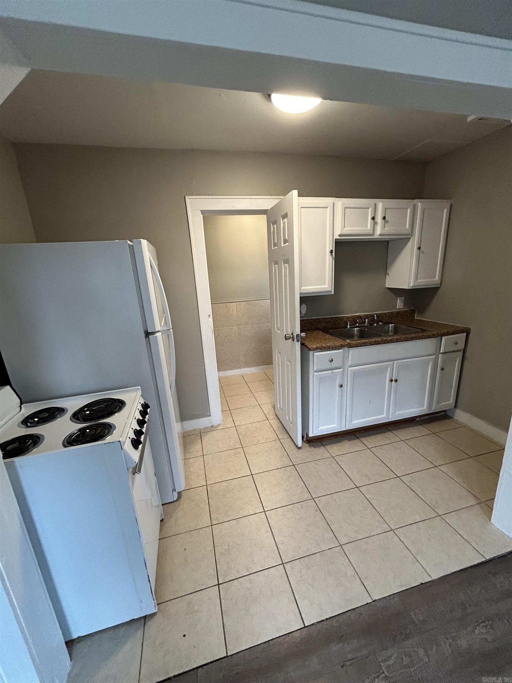 407 Henry St #3 – photo 4