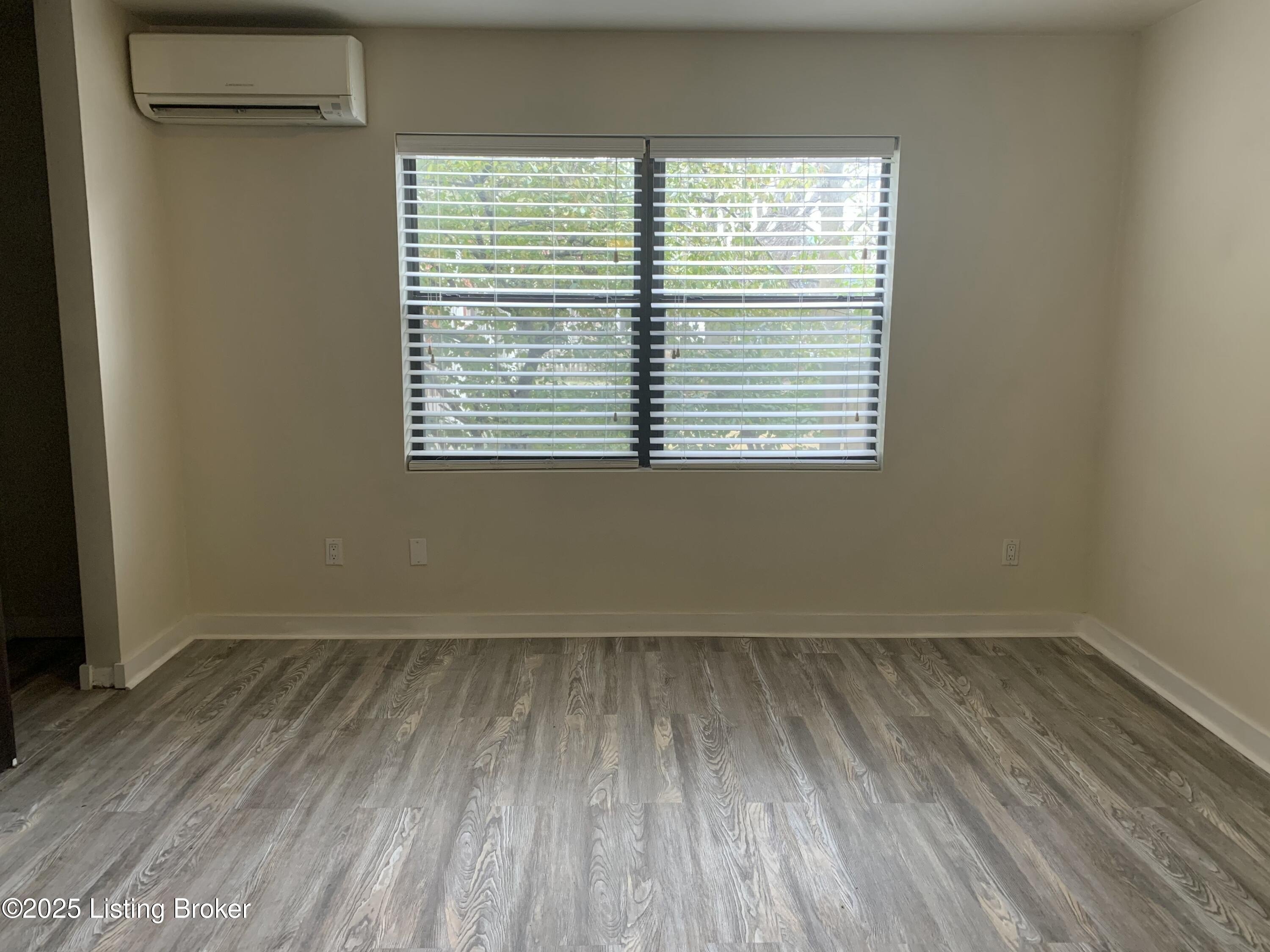 1917 Frankfort Ave #2 – photo 3