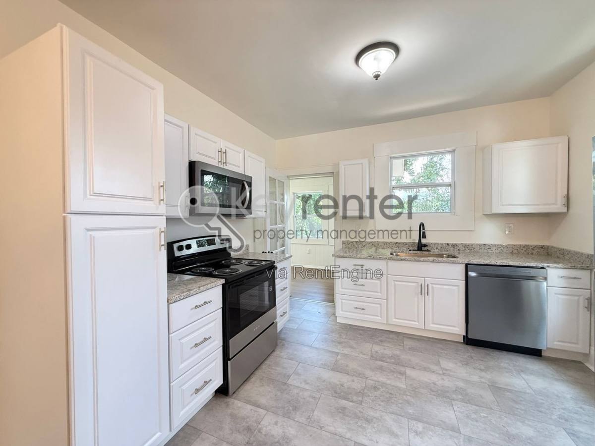 1314 Dallas Rd – photo 2