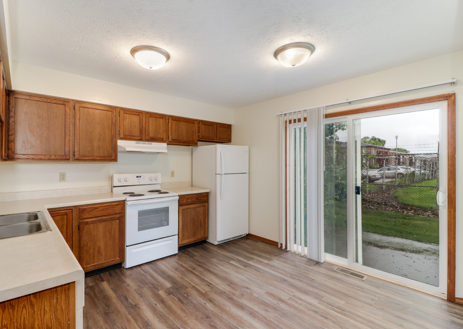 2208-2306 Rainbow Ave unit 2214-C – photo 3