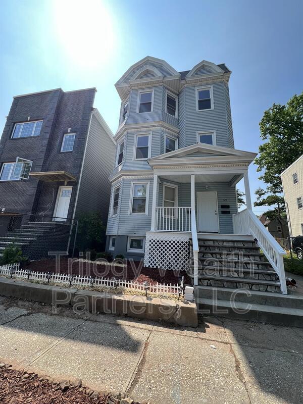 59 N 15th St unit 3 – photo 2