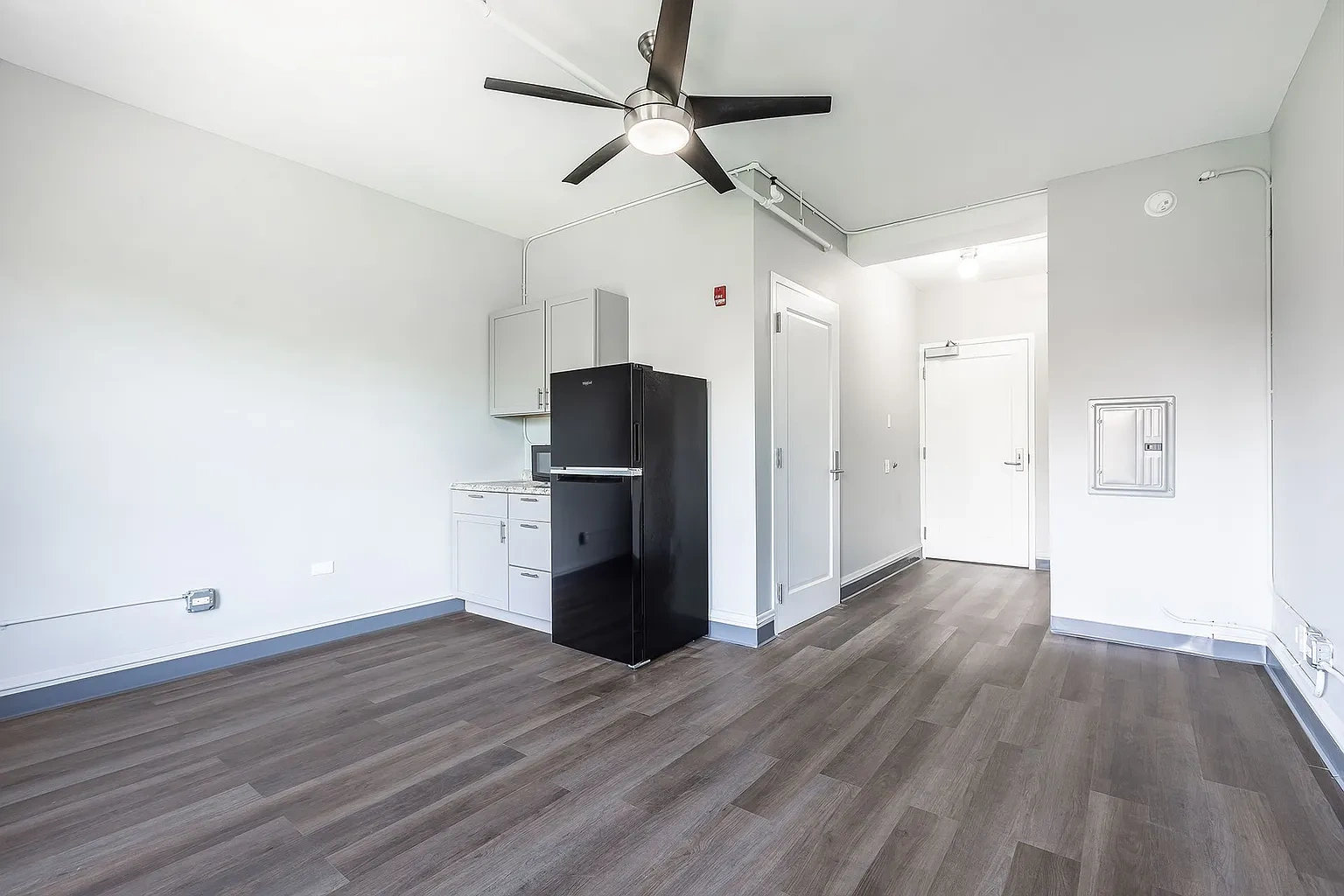 5401 Cornell by 3L Living – photo 5