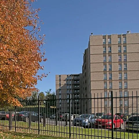 Oakcrest Towers – photo 4