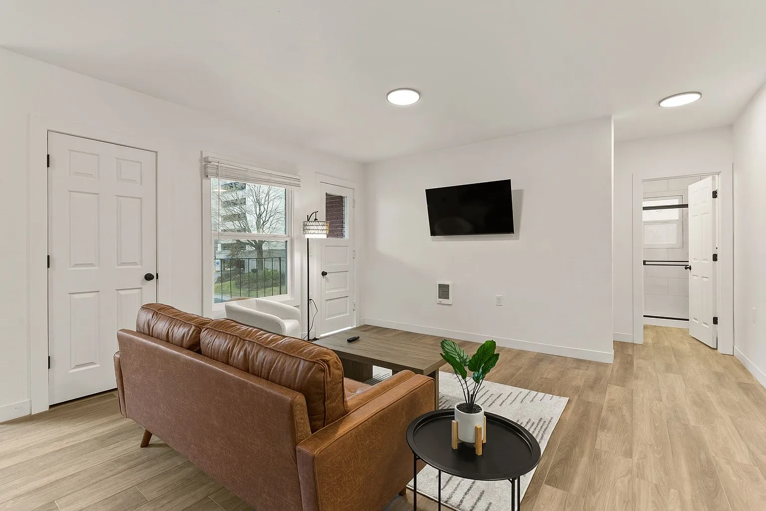Cambridge Court Apartments – photo 4