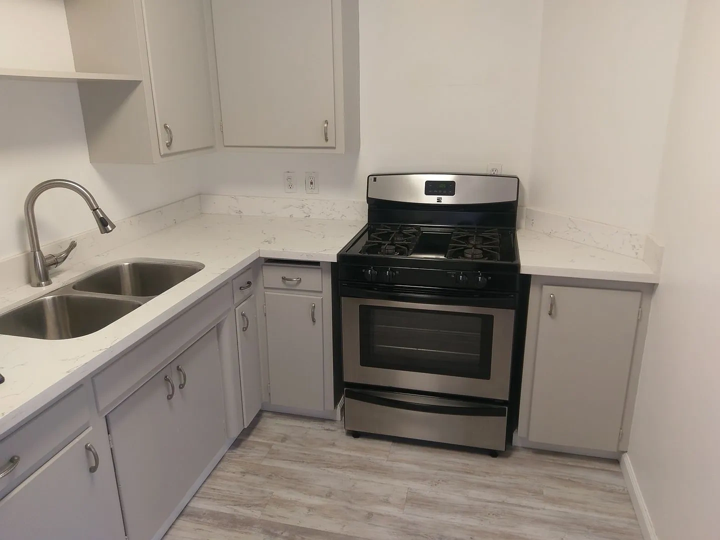 Lincoln Acres, CA 2 Bedroom Houses for Rent – photo 2