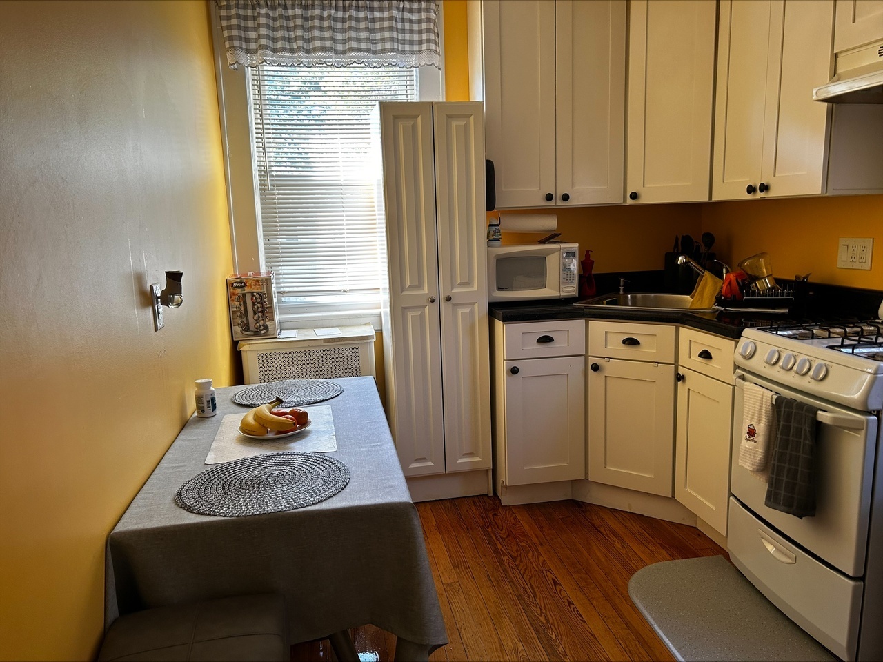 24 Oakwood Ave unit 2 – photo 1