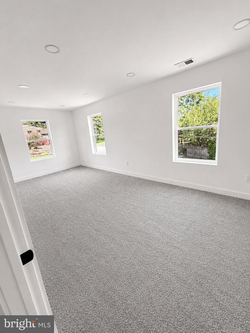 2620 New Falls Rd – photo 4