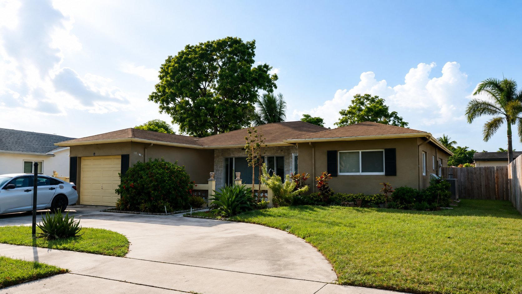 5160 SW 8th St – photo 4