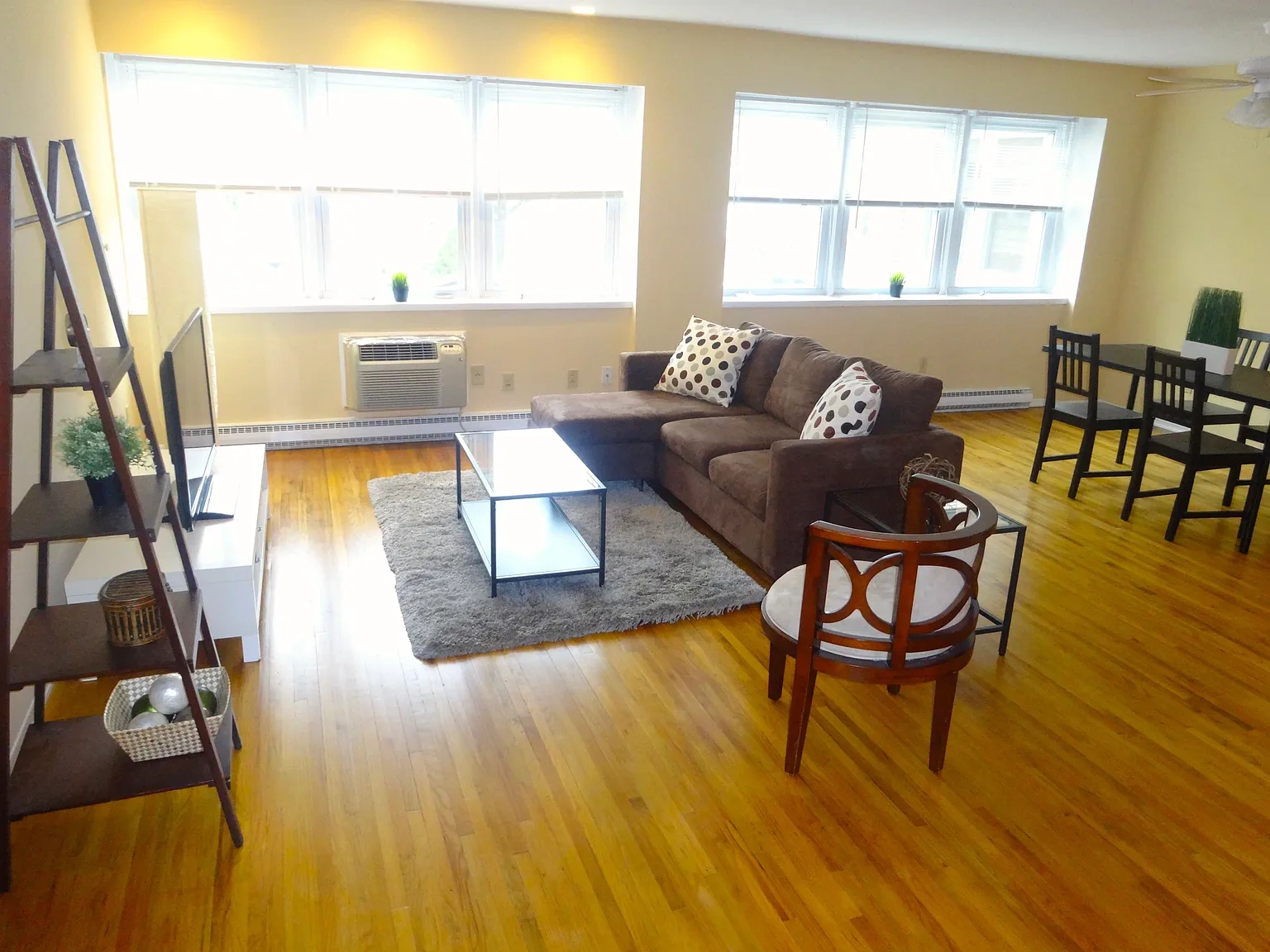 Windsor Oaks Apartments of New Haven, CT – photo 2