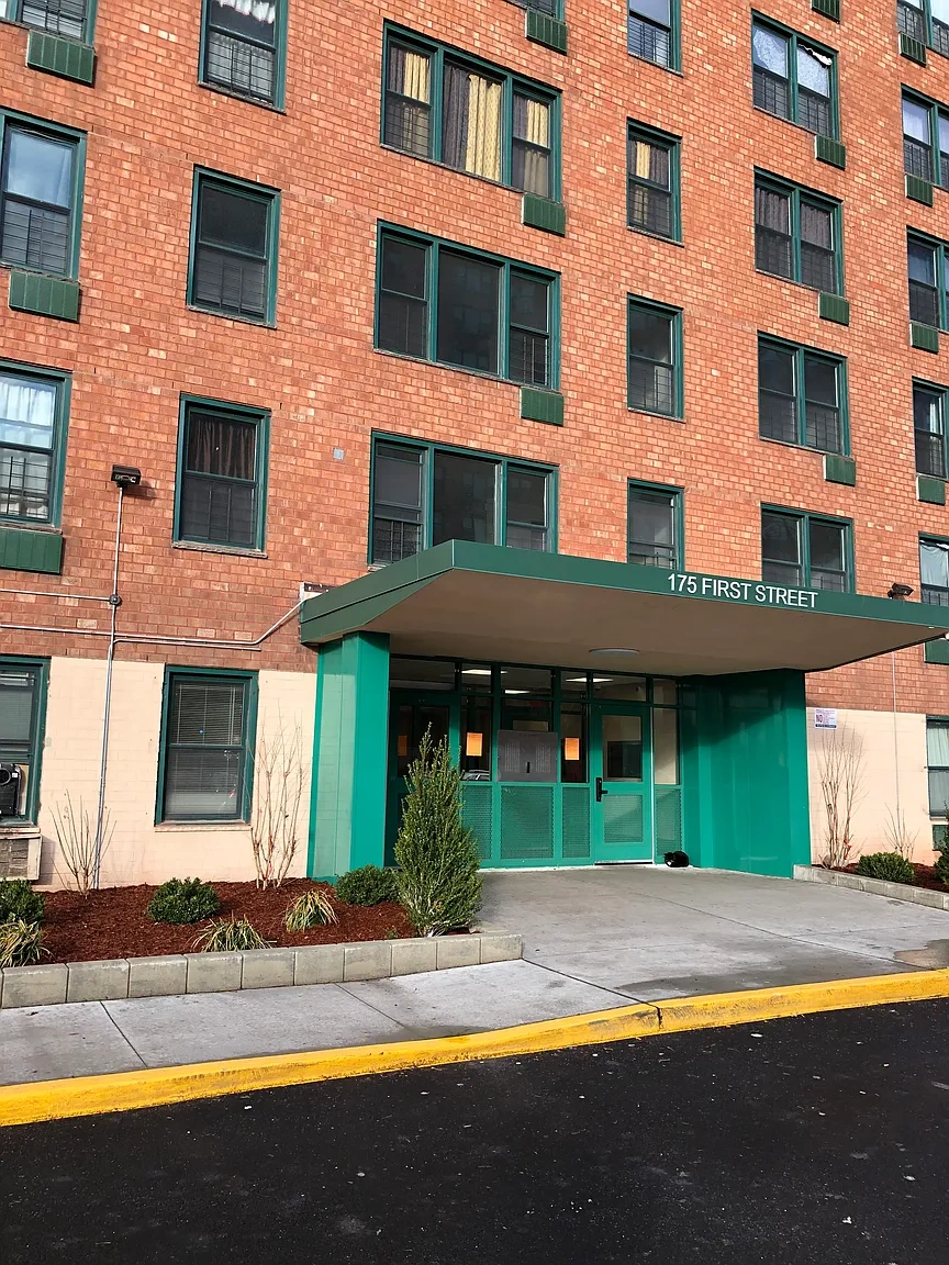 Garden Spires Apartments – photo 5