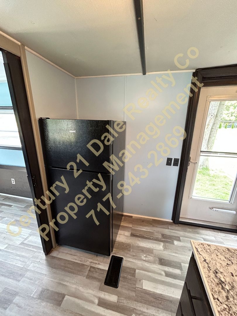 1854 Walnut Ave – photo 5