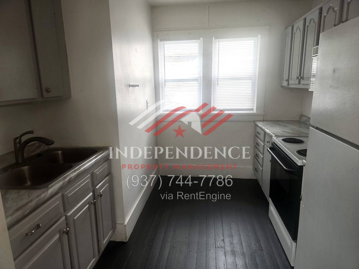 721 E Pearl St – photo 5