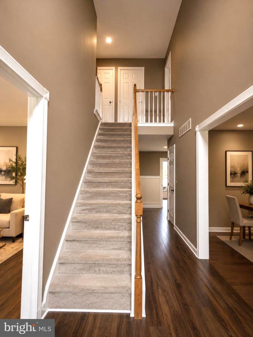 17 Shelly Dr – photo 4