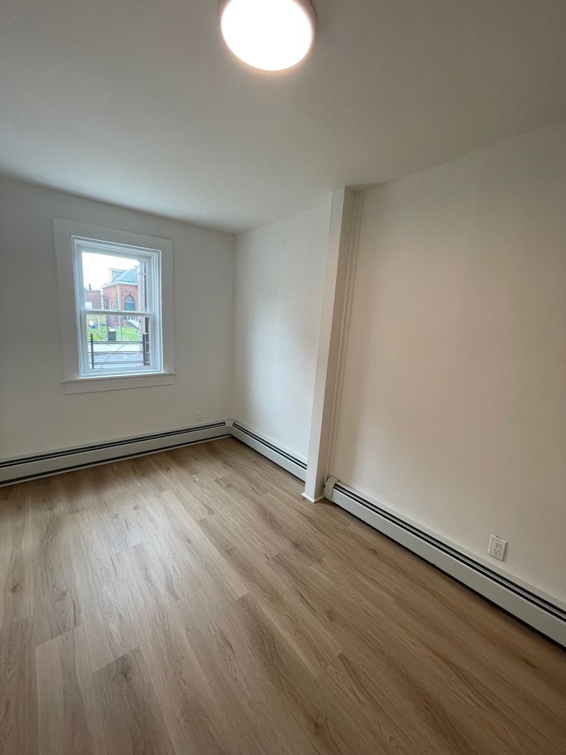 2 William St unit Unit 1 – photo 3