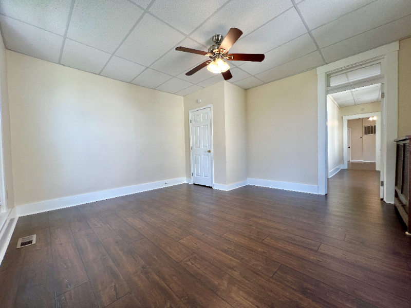 1813 E Elm St – photo 3