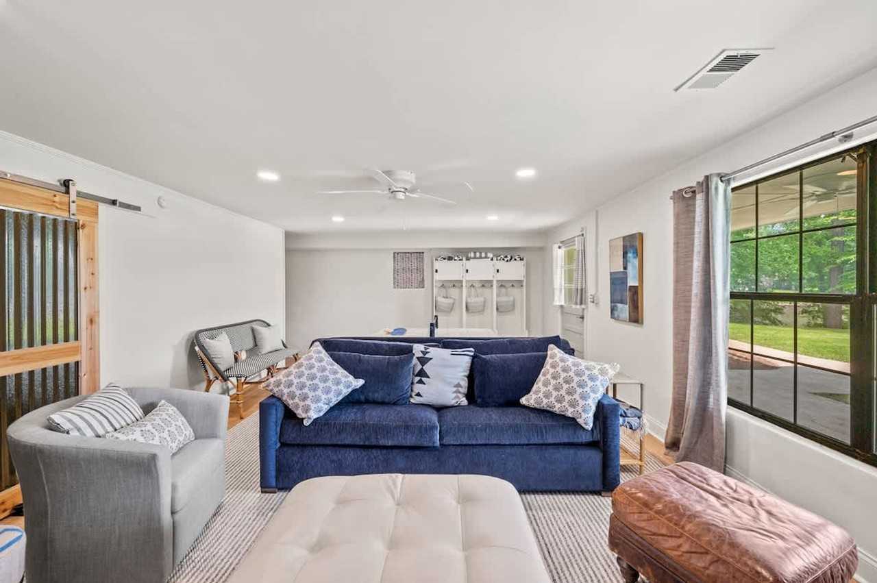 120 Montego Ct E NW unit 1594708P – photo 3