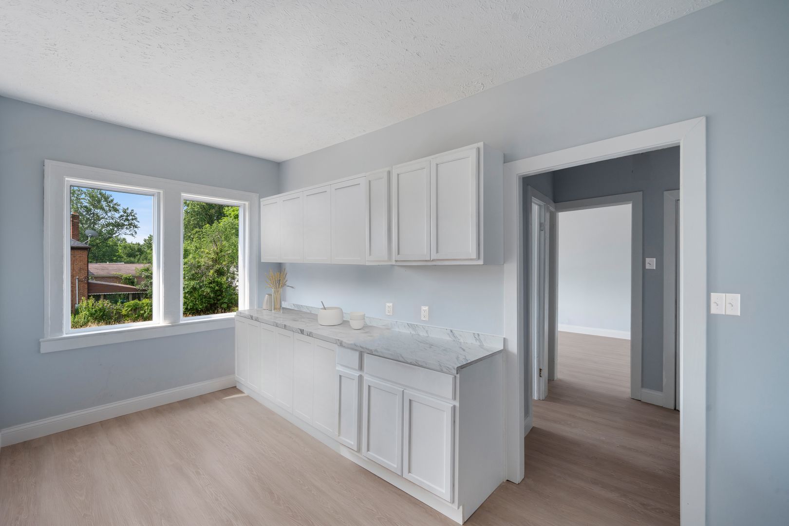 3328 E 149th St unit East 149 – photo 2
