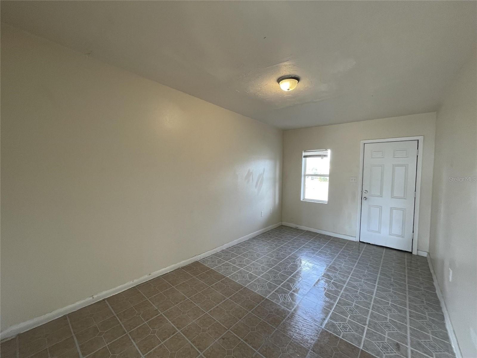 113 Washington Ave – photo 3