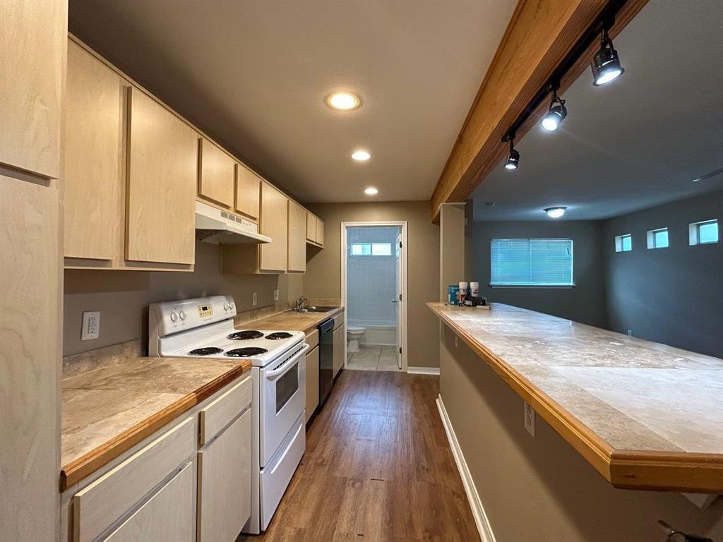 831 W 25th St unit #7 – photo 5