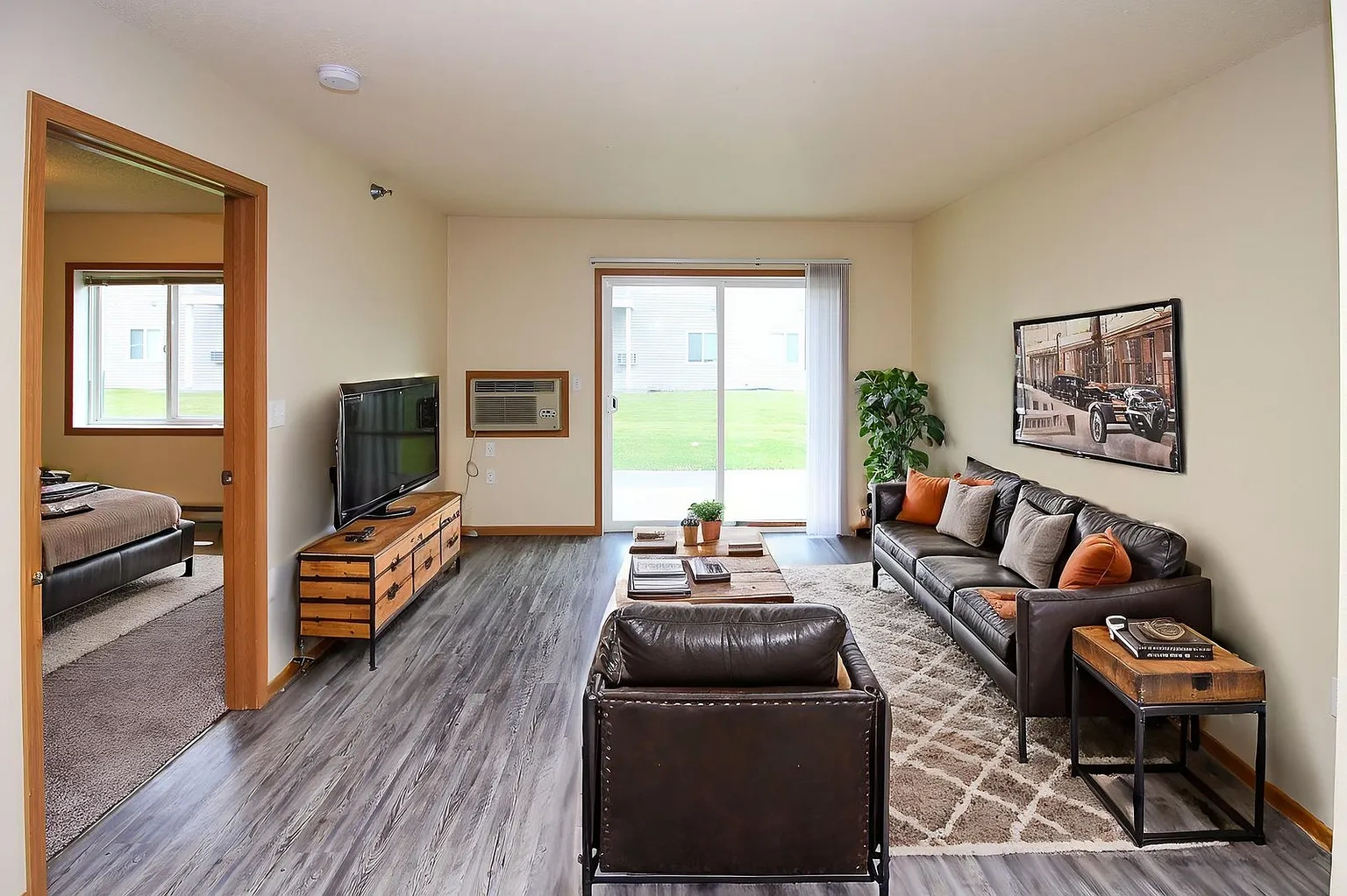 Country Meadows Apartments – photo 2