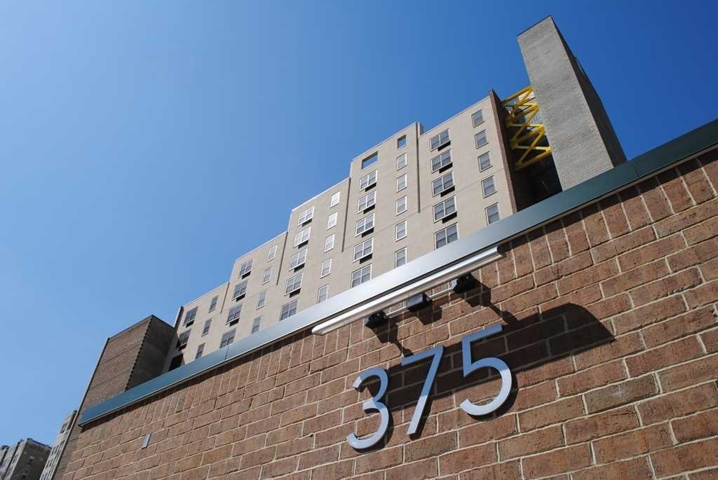 375 N Craig St – photo 2