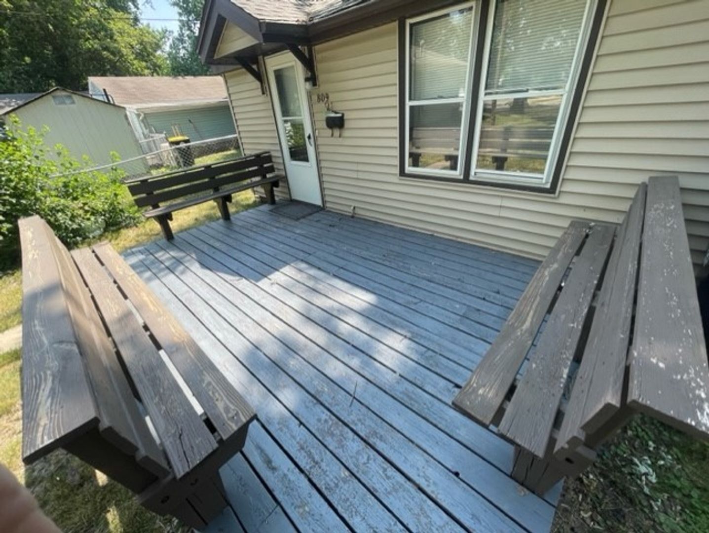 809 Kingsley St – photo 2
