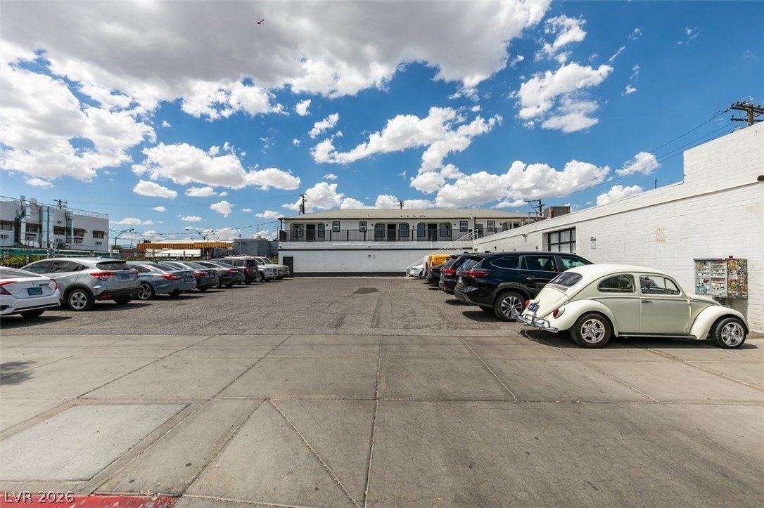 1116 S Casino Center Blvd #3 – photo 3