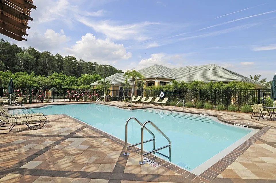 Hunt Club Apartments – photo 4