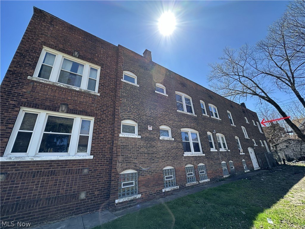 1672 Lockwood Ave #6 – photo 2