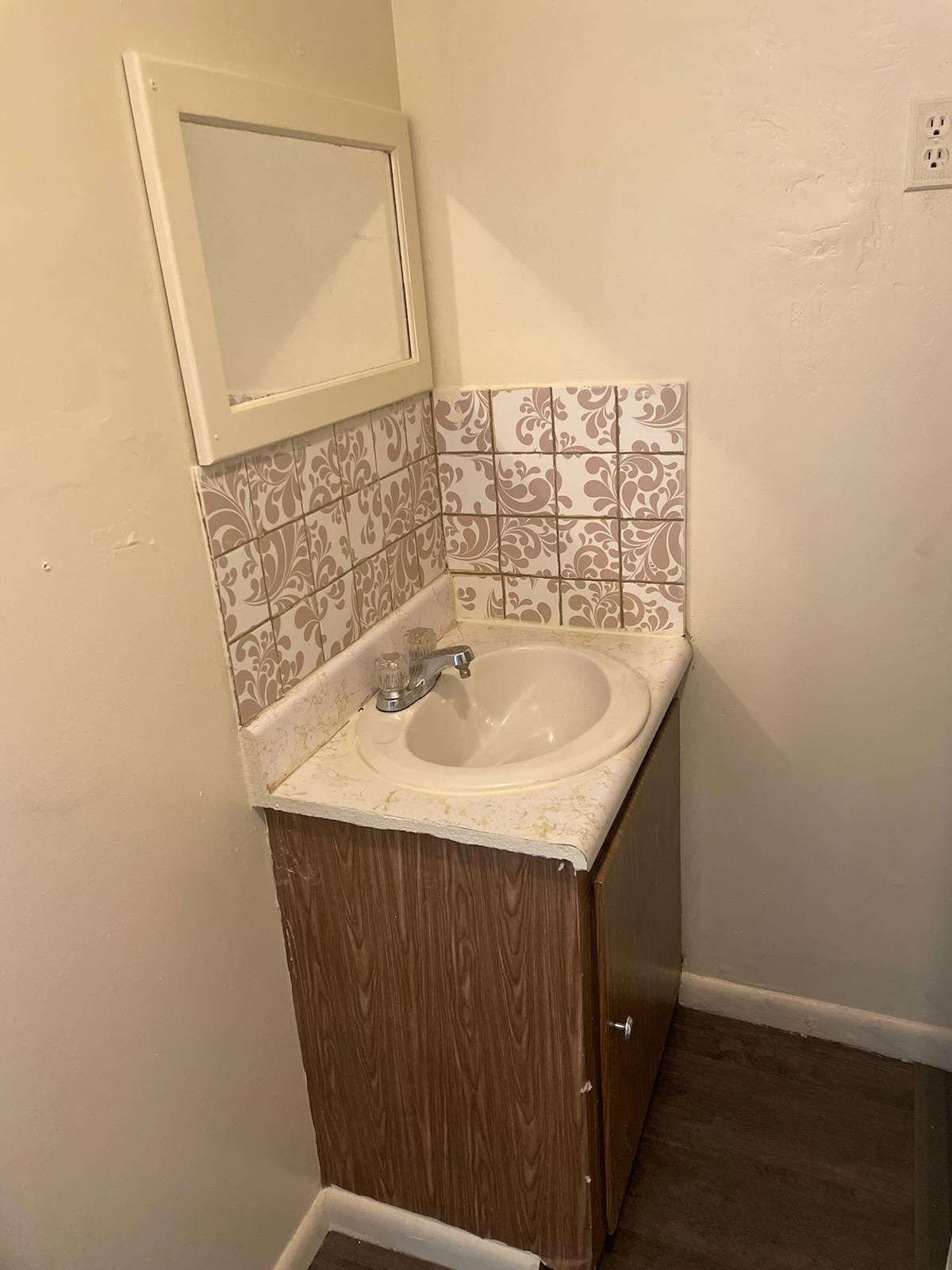 491 E 2nd St – photo 2
