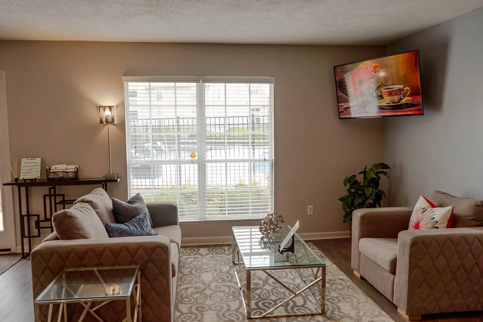 Rocky Creek Apartments – photo 4