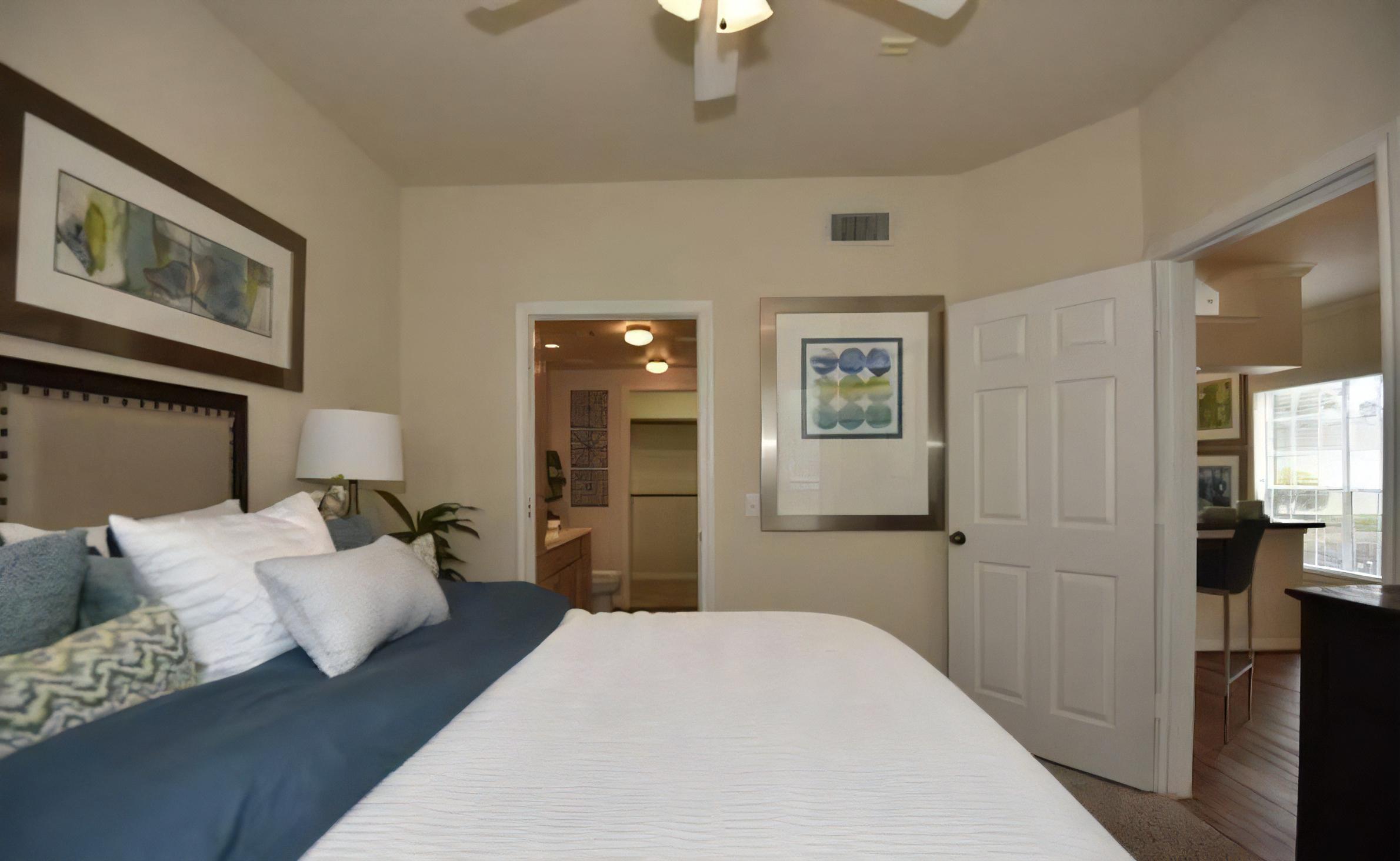 2424 E T C Jester Blvd unit # 104 – photo 2