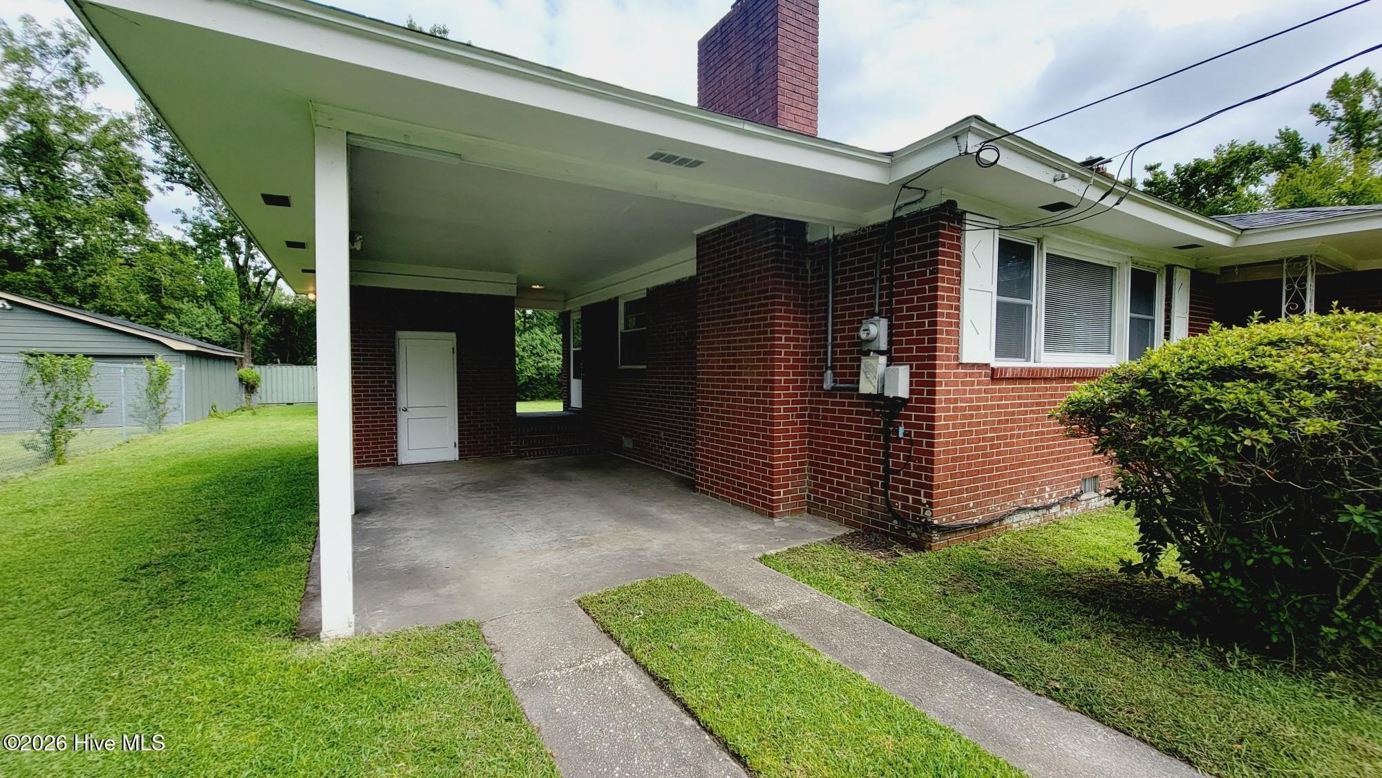 2512 Castle Hayne Rd – photo 2