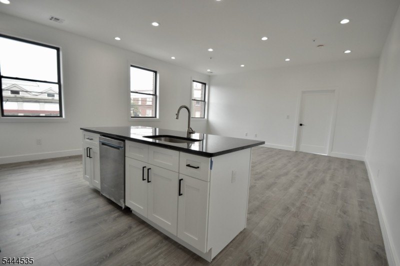 340 Millburn Ave #2A – photo 4