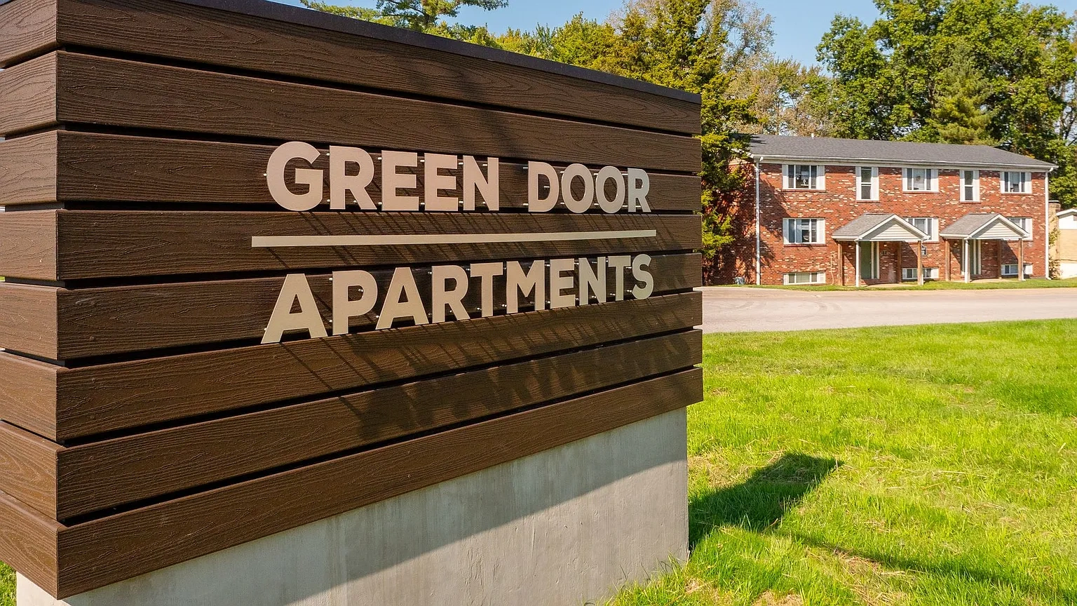 Green Door Apartments – photo 2