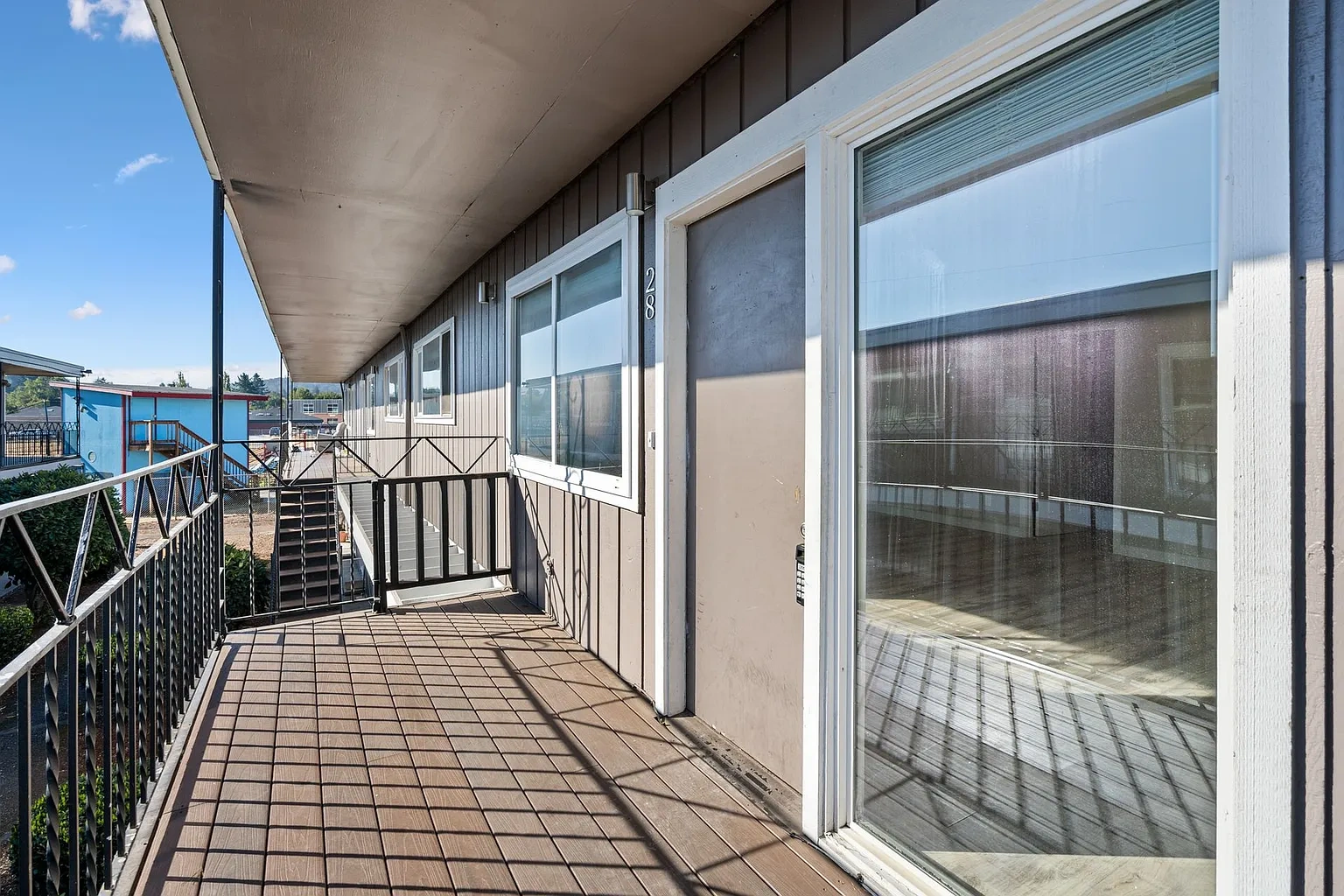 Eastside Village Apartments – photo 4